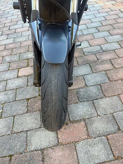 Yamaha MT-07 8 of 9