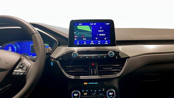Ford Kuga 12 of 12