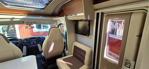 Adria Fiat Ducato  150 HK Multijet Scandinavian Edition Alde. Adria Coral Supreme S 690 SC OBS 980 MIL 1 ÄGARE 5 of 30