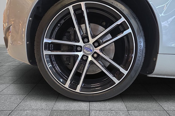 Volvo C70 6 of 12