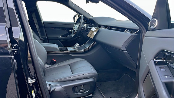 Land Rover Range Rover Evoque 3 of 9