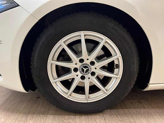 Mercedes-Benz A180 23 of 23