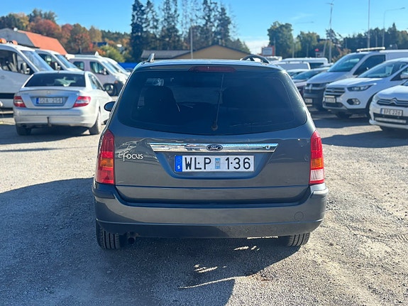 Ford Focus 5 of 16