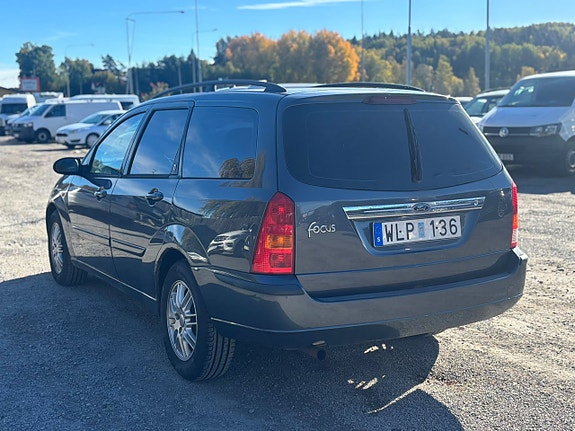 Ford Focus 3 of 16