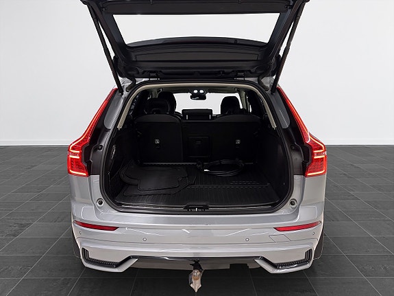 Volvo XC60 9 of 21