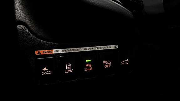 MITSUBISHI OUTLANDER PHEV 4X4 203ch - TOIT PANORAMIQUE - CAMÉRA 360° - CUIR - HAYON ÉLECTRIQUE - KEYLESS - ATTELAGE