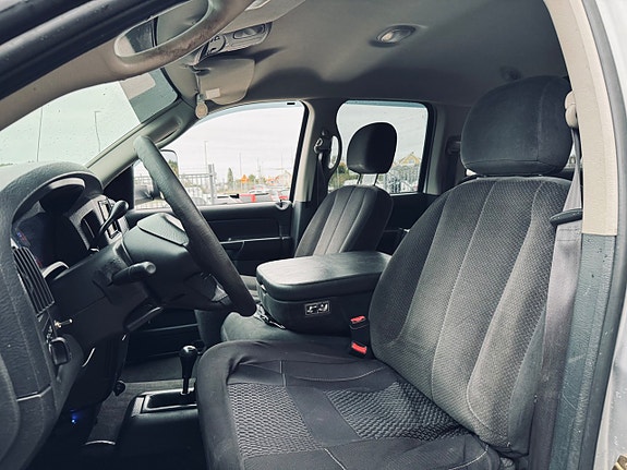 Dodge RAM 2500 19 of 19