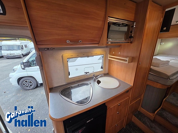 Adria TIK 697 SL 10 of 21