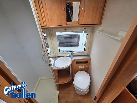 Adria TIK 697 SL 16 of 21