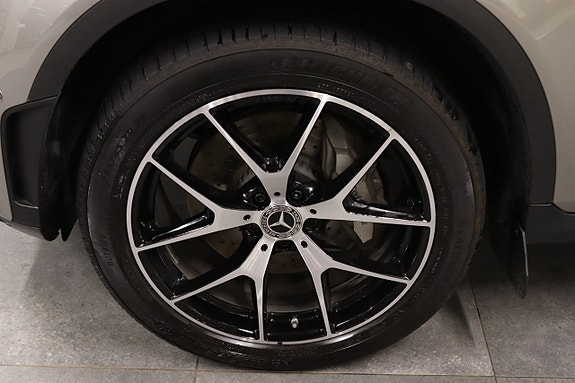 Mercedes-Benz GLC 300 de 8 of 19