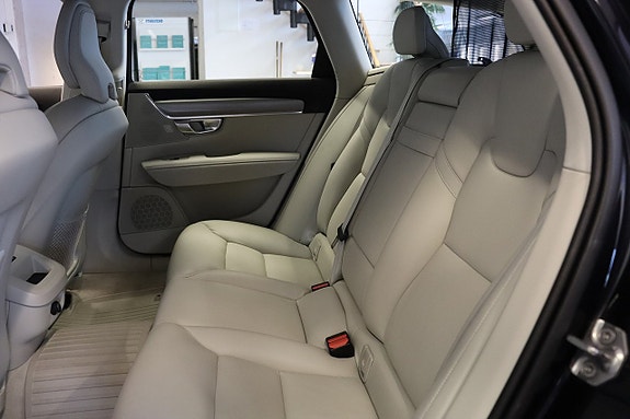 Volvo V90 13 of 22