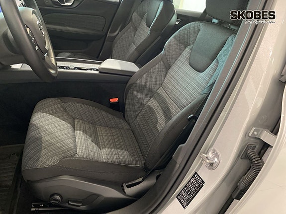Volvo V60 20 of 30