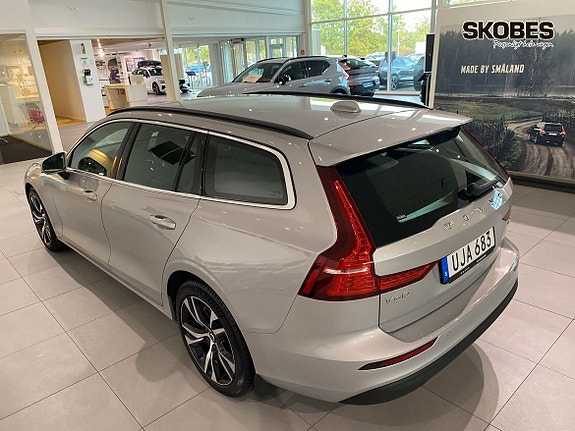 Volvo V60 26 of 30