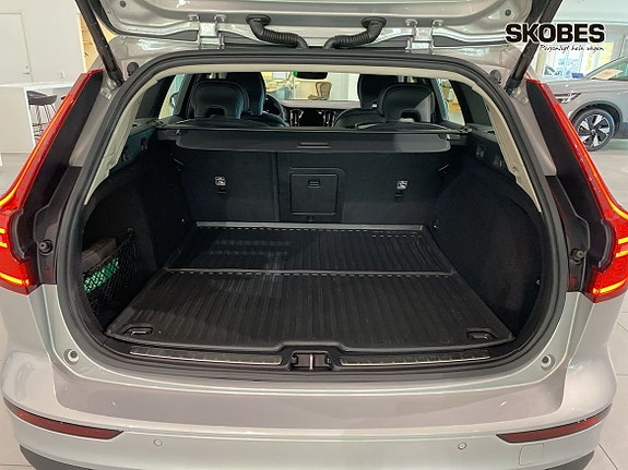 Volvo V60 17 of 30