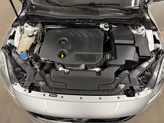 Volvo V40 15 of 20