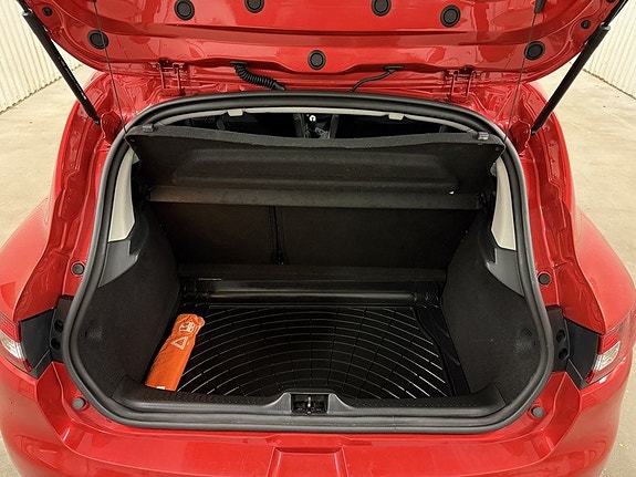 Renault Clio 8 of 21