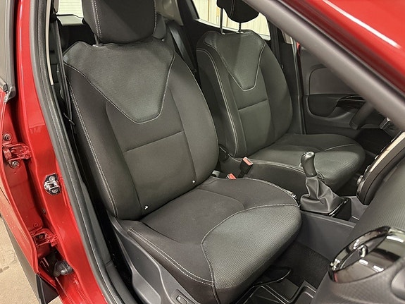 Renault Clio 12 of 21