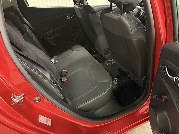 Renault Clio 10 of 21
