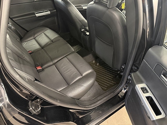 Volvo V50 10 of 21