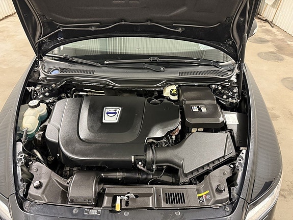 Volvo V50 7 of 21