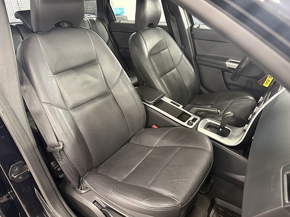 Volvo V50 12 of 21