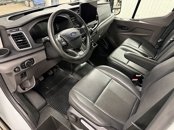 Ford Transit 14 of 23