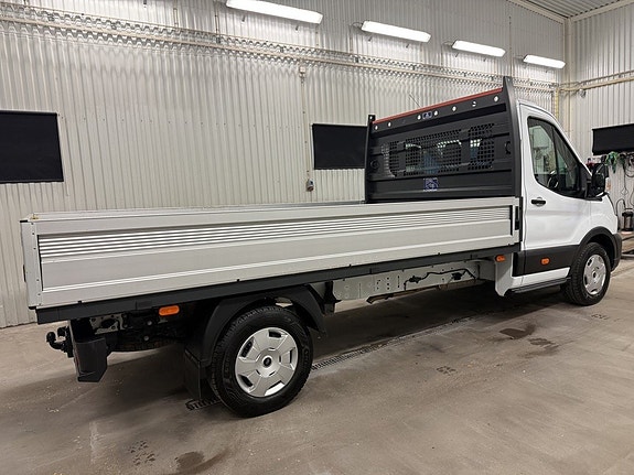 Ford Transit 6 of 23