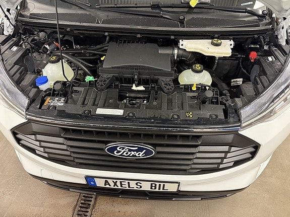 Ford Transit Custom 14 of 27