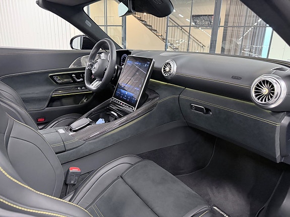 Mercedes-Benz SL63 19 of 30