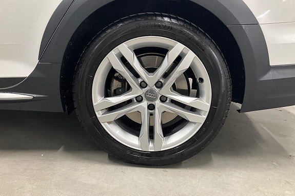 Audi A4 allroad 9 of 30