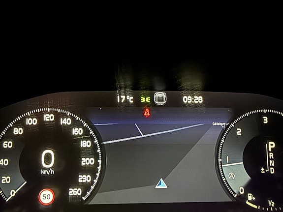 Volvo V90 Cross Country 21 of 26