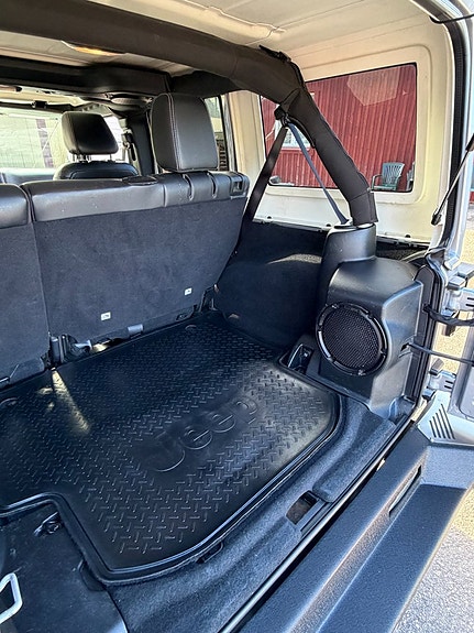 Jeep Wrangler Unlimited 20 of 26