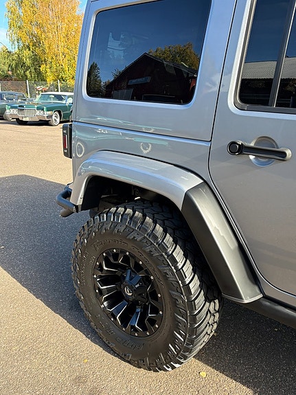 Jeep Wrangler Unlimited 11 of 26