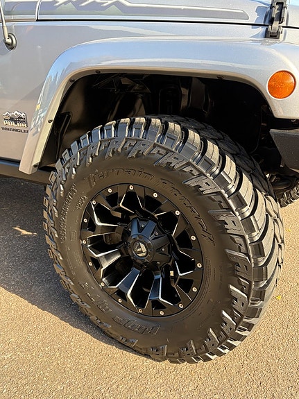 Jeep Wrangler Unlimited 12 of 26