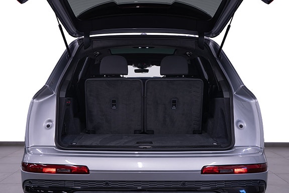 Audi SQ7 8 of 30