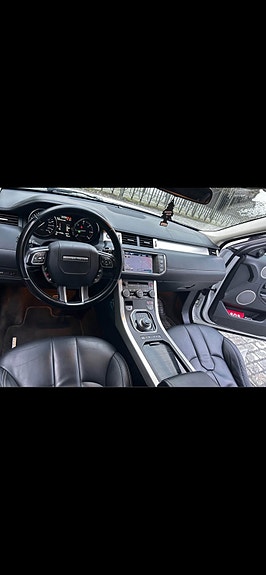Land Rover Range Rover Evoque 3 of 5