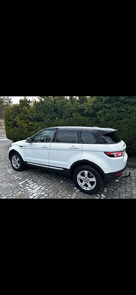 Land Rover Range Rover Evoque 4 of 5