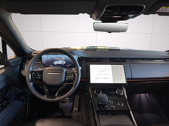 Land Rover Range Rover Sport 16 of 28
