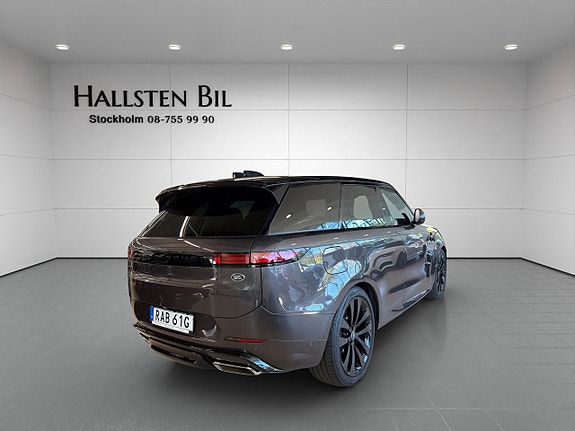 Land Rover Range Rover Sport 7 of 28