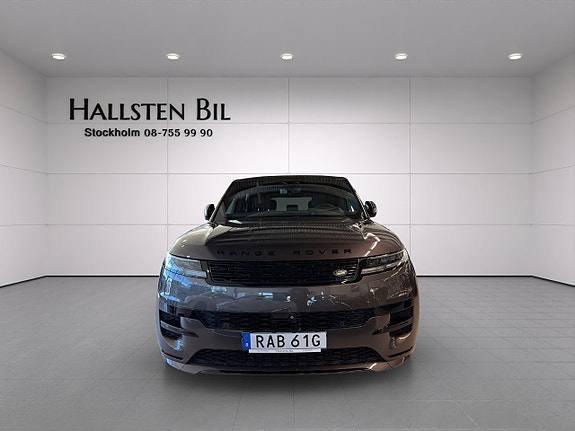 Land Rover Range Rover Sport 3 of 28