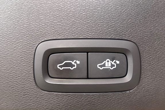 Volvo C40 18 of 23