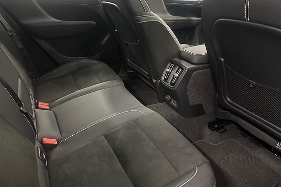 Volvo C40 11 of 23
