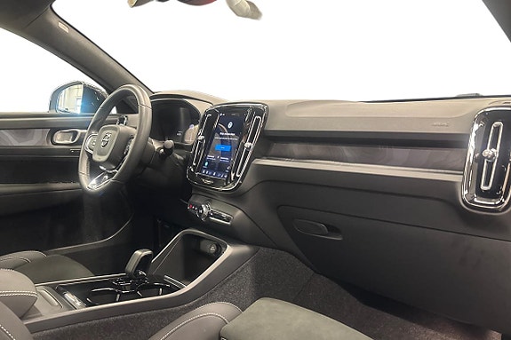 Volvo C40 10 of 23