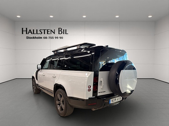 Land Rover Defender 130 7 of 29