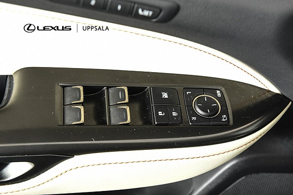Lexus NX450h+ 10 of 19