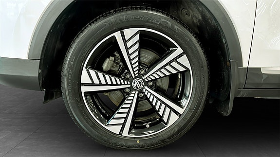 MG ZS 9 of 16