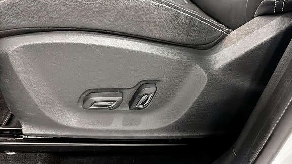 MG ZS 11 of 16