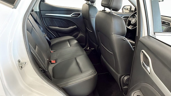 MG ZS 5 of 16