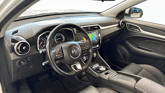 MG ZS 10 of 16