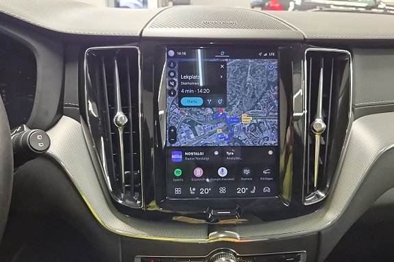 Volvo XC60 16 of 23